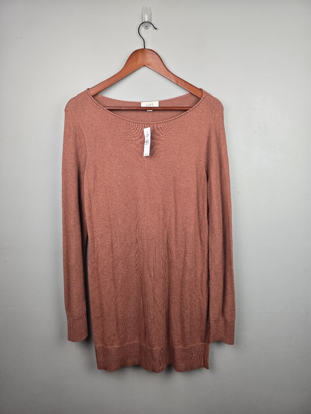 LOFT Rust Brown Scoop Neck Long Sleeve Tunic Sweater Women Sz M Lightweight Knit
